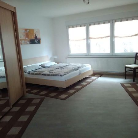 Ferienwohnung Menzel Gedern Bagian luar foto